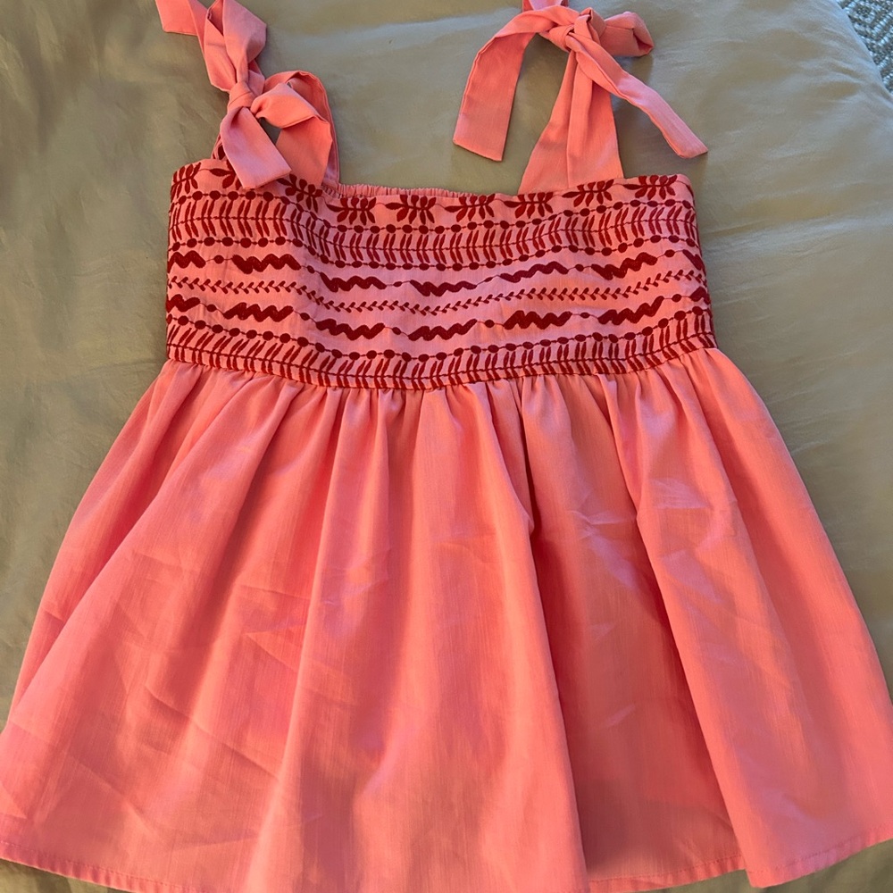 Super cute!! Pink and Red Sleeveless top with bow straps
